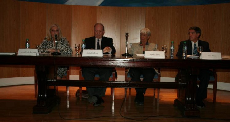 Noemí Goldsztern de Rempel, Daniel Sabsay, Mónica Pinto y Luis Niño