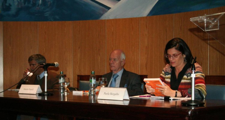 Santiago Legarre, Martín D. Farrell y Paola Bergallo