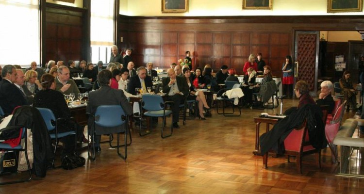 Ciclo de almuerzos académicos para profesores de la Facultad “Malvinas: deseos, derechos, ¿intereses?”