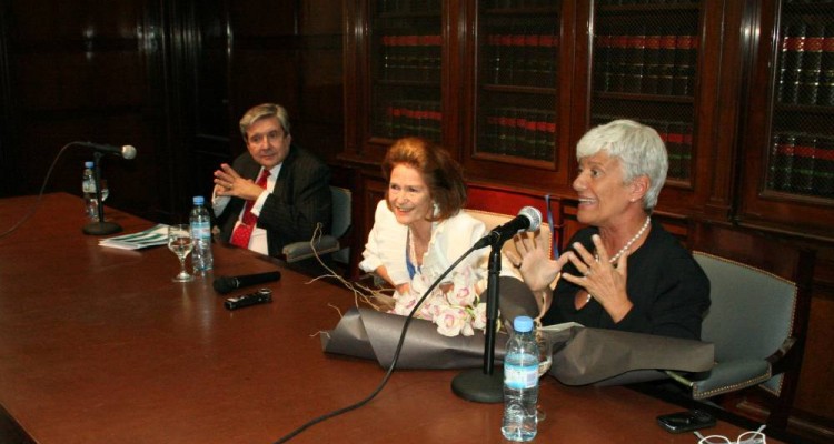 Alberto J. Bueres, Elena Highton de Nolasco y Mónica Pinto