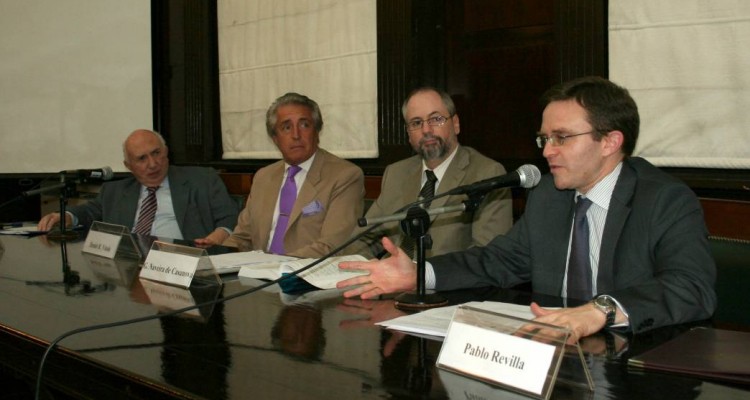 Rodolfo R. Spisso, Daniel R. Vítolo, Gustavo Naveira de Casanova y Pablo Revilla