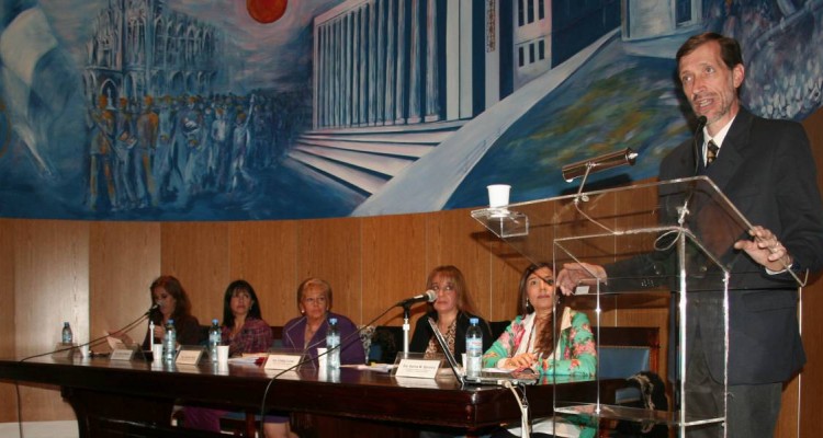 Mónica Pezzoni, Adriana Romero, Graciela Güidi, Cinthia Cortés, Karina M. Barreiro y Gabriel Noriega