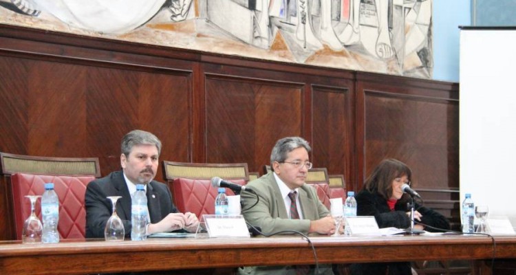 Mario Fera, Sergio Delgado y Lucila Larrandart