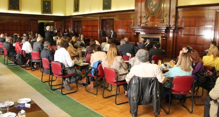 Ciclo de almuerzos académicos para profesores de la Facultad 