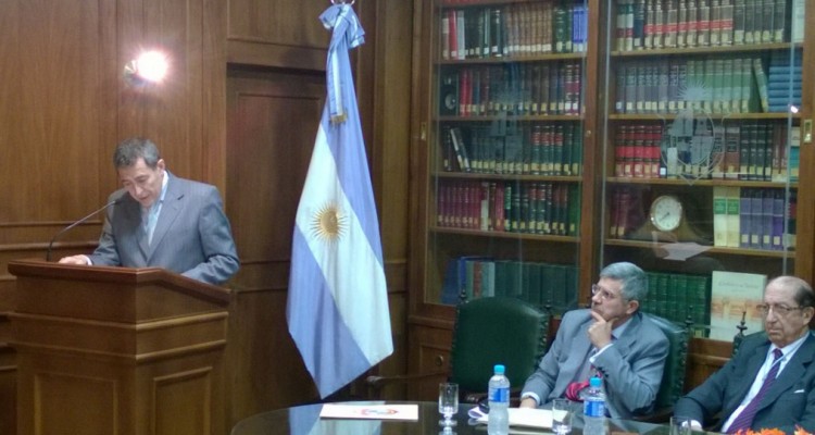 El profesor Rabbi-Baldi Cabanillas fue incorporado a la Academia de Derecho de Córdoba