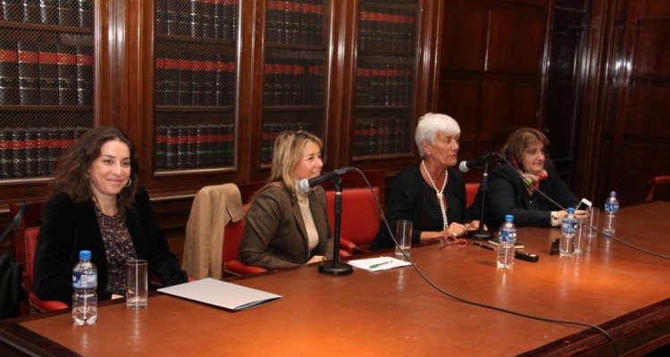 Carolina Zang, Cecilia Mairal, Mónica Pinto y Roxana Kahale