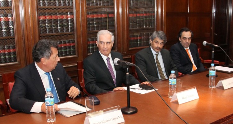 Alberto R. Dalla Via, Diego Valades, Leandro Vergara y Raúl Gustavo Ferreyra