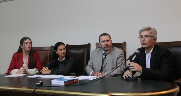 Isabel Gonzáles Nieves, Carla Ledezma Castro, Alejandro Rene Molina Torres y Rubén Donzis