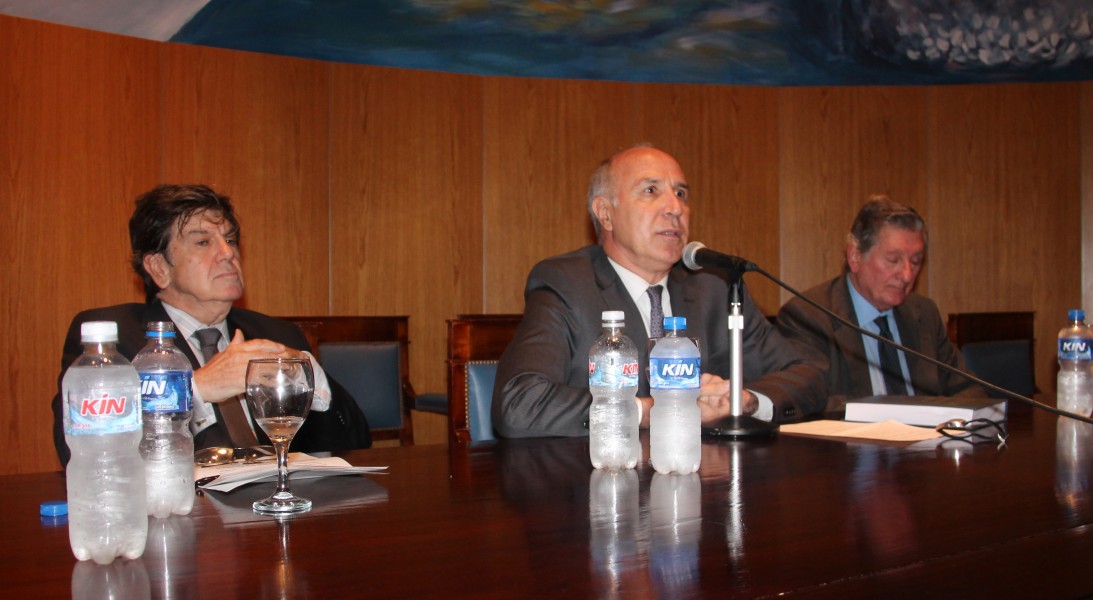 Juan Vicente Sola, Ricardo Lorenzetti y José Claudio Escribano