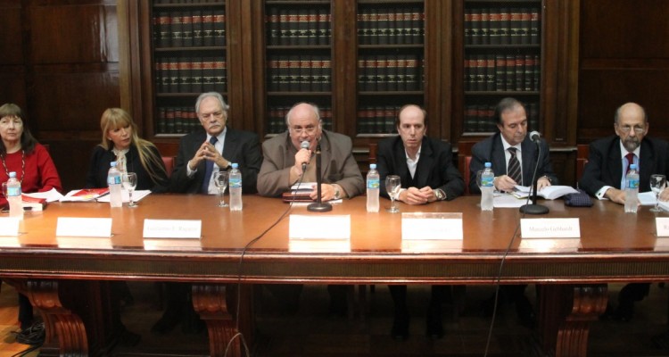 Magdalena B. Giavarino, Sara Llorente, Guillermo E. Ragazzi, Oscar Ameal, Sergio Brodsky, Marcelo Gebhardt y Rafael M. Manóvil