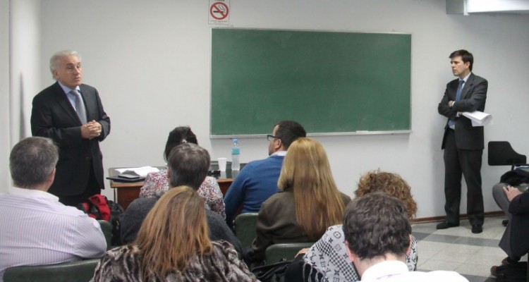 La actividad contó con las exposiciones de Jorge Berbere Delgado y Nicolás Lafferriere.