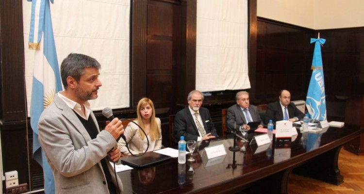 Gonzalo Alvarez, Noelia Ruiz, Marcos M. Córdoba, Jorge Berbere Delgado y Osvaldo Pitrau