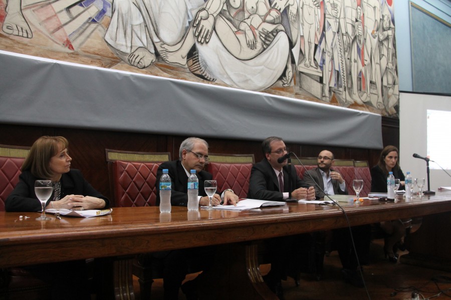 Ángela Ledesma, Daniel Obligado, Eugenio Sarrabayrouse, Adrián Martín y Cecilia Incardona