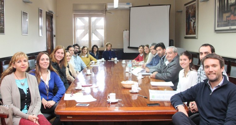 Primera reunión de trabajo entre la Facultad y la Agencia de Protección Ambiental del Gobierno de la Ciudad Autónoma de Buenos Aires 