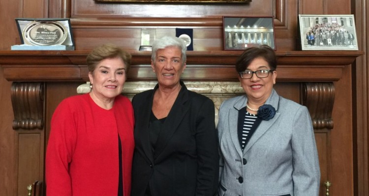 Inocencia Alfonzo de Barreto, Mónica Pinto e Irma Alfonzo de Bogarín