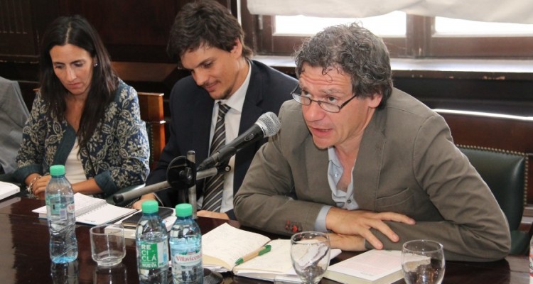 Inés Jaureguiberry, Leonardo Filippini y Roberto Gargarella