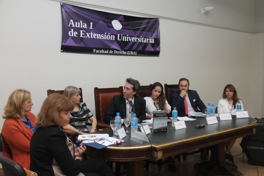 Sandra Negro, Leila Devia, Silvia Nonna, Alberto Moreira, Magdalena García Ellorio, Christian Sommer y Claudia Oviedo