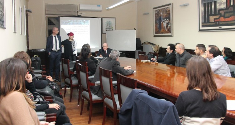 Presentación de ponencias de egresados de la Carrera de Especialización en Derecho Informático