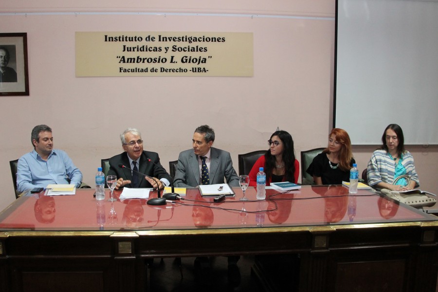 Maximiliano V. J. Consolo, Miguel Federico De Lorenzo, Renato Rabbi-Baldi Cabanillas, Melany Esses, Carolina Caliva y Luciana Abreu