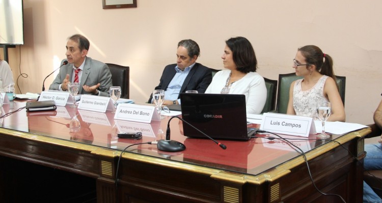 Julieta Lobato, Héctor O. García, Guillermo Gianibelli, Andrea Del Bono, Victoria Gallo y Luis Campos