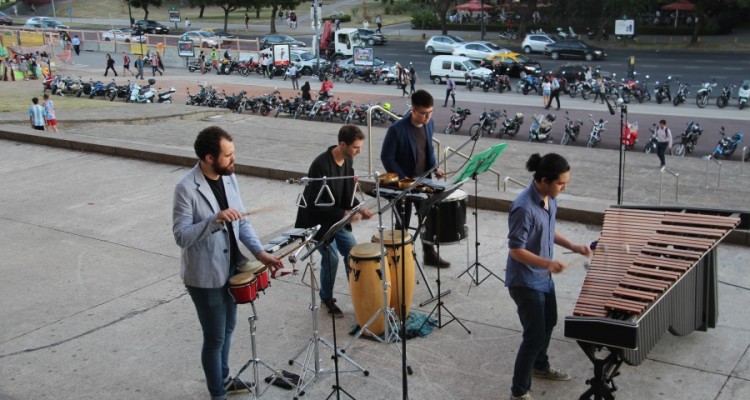 Ensamble de Percusión del Conservatorio Astor Piazzolla, a cargo de Marina Calzado Linaje