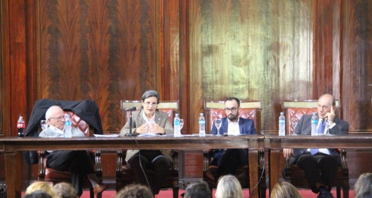 Luis Ohman, Vilma Bisceglia, Esteban Toro Martínez y Raúl E. Zaffaroni