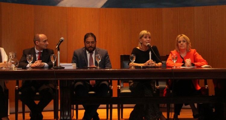 Alejandra Tevez, Mario Luís Gambacorta, Arnulfo Sánchez García, Silvia Nonna, Celia Weingarten y Graciela Lovece