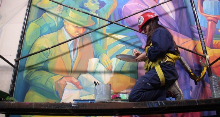 Muestra fotográfica de la Oficina de Comunicaciones del proceso de realización del mural del Centenario de la Reforma Universitaria 