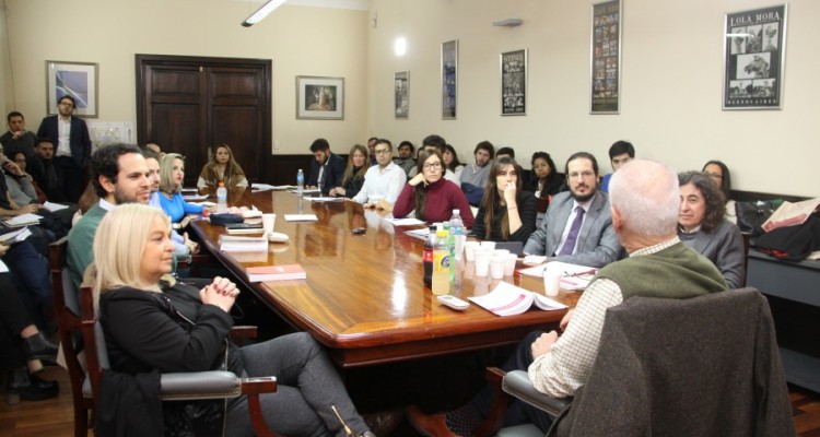 Seminario permanente de lectura: “Fundamentos del Derecho Penal”