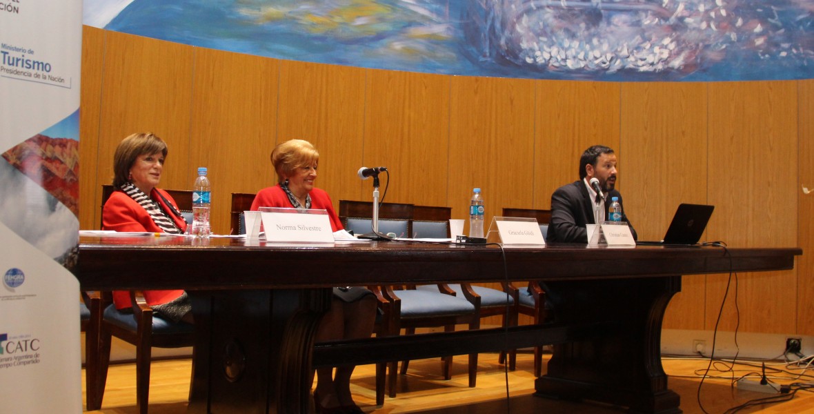 Norma Silvestre, Graciela Güidi y Christian Castex