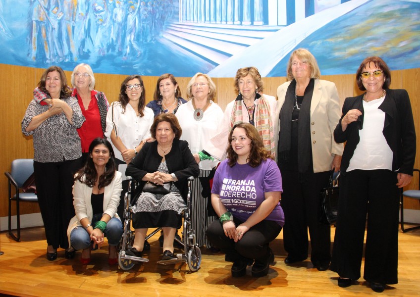 Arriba: Carmen Storani, Lilia Puig, Josefina Mendoza, María Luisa Storani, Margarita Ronco, Mabel Bianco, Susana Ruiz Cerutti y Cristina Guevara Abajo: Luciana Rached, Norma Allegrone y Julieta Benítez