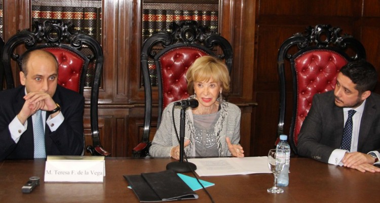  Alberto Spota, María Teresa Fernández de la Vega y Leandro A. Martínez