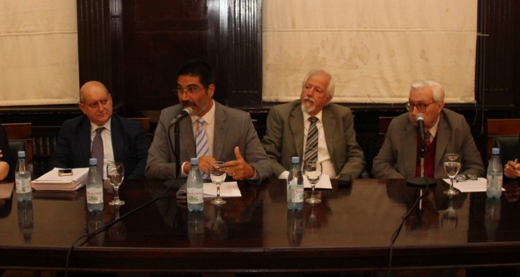  Liliana Rodríguez Fernández, Miguel Ángel Maza, Diego Ledesma Iturbide, Manuel Monsalvo, Ricardo Guibourg y Patricia Elizalde