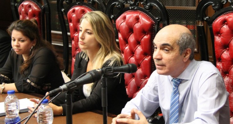 Noelia Cortinas, Paula Mayor y Néstor E. Solari