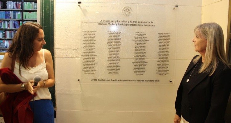 Descubrimiento de la placa conmemorativa