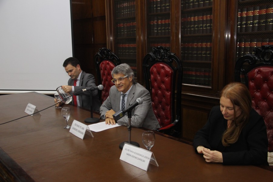 Martín Hevia, Leandro Vergara y Nadia Dziewczapolski