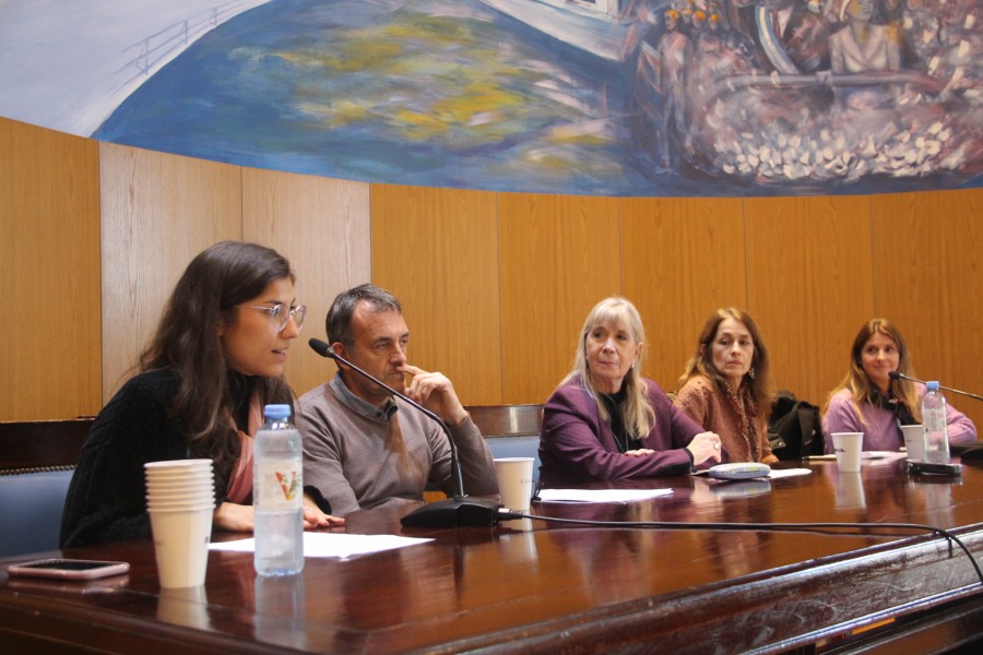 Paula Butera, Andrés Nápoli, Silvia Nonna, Laura Pautassi y Laura Zulaica