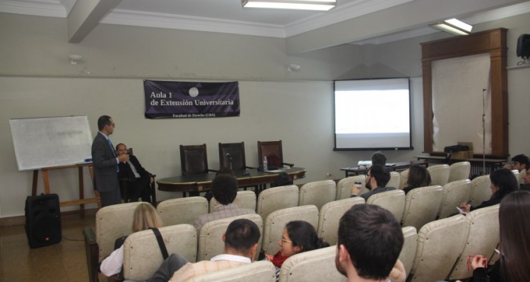 Ciclo de conferencias a cargo del profesor Hernán Orozco