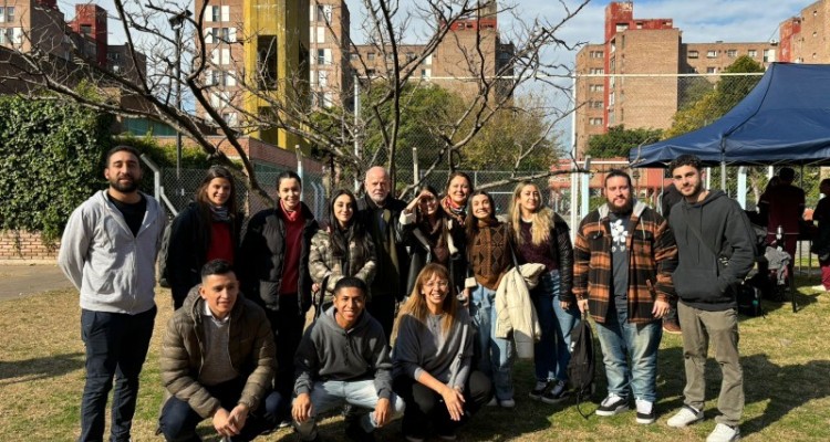 El Consultorio y Patrocinio Jurídico de la Facultad brindó asistencia legal gratuita en el Barrio Samoré de la Comuna 