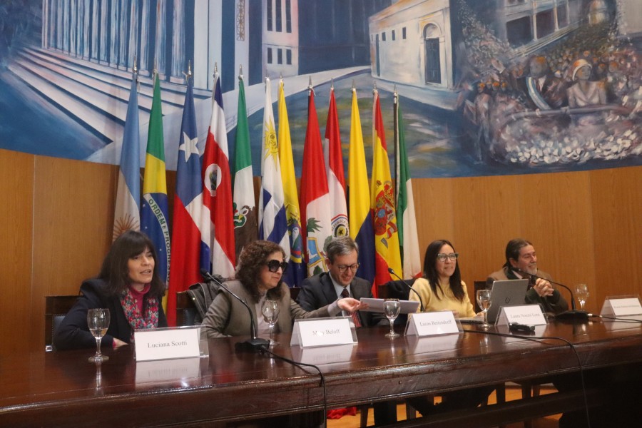 Luciana Scotti, Mary Beloff, Lucas Bettendorff, Laura Noemí Lora y Ricardo Rabinovich-Berkman