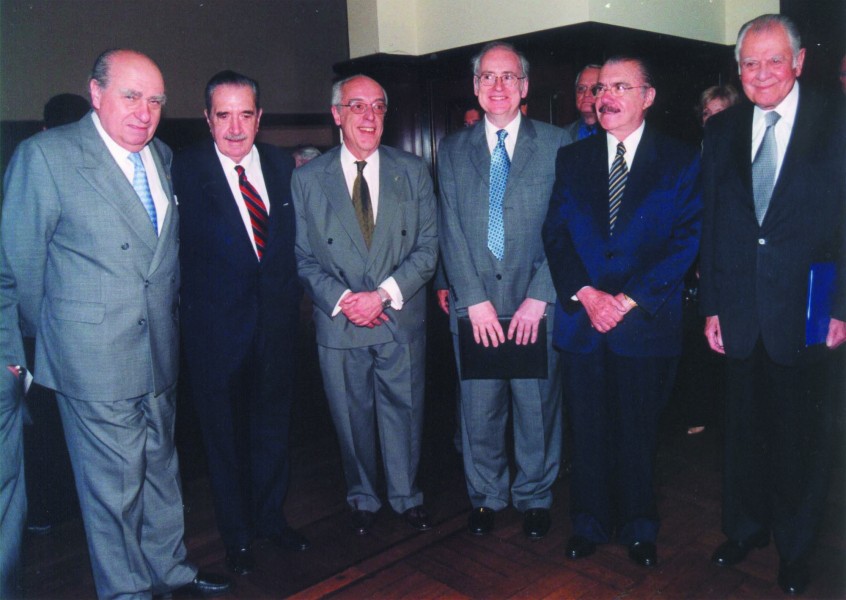 Julio María Sanguinetti, Raúl Alfonsín, Atilio Alterini, Guillermo Jaim Etcheverry, José Sarney y Patricio Aylwin