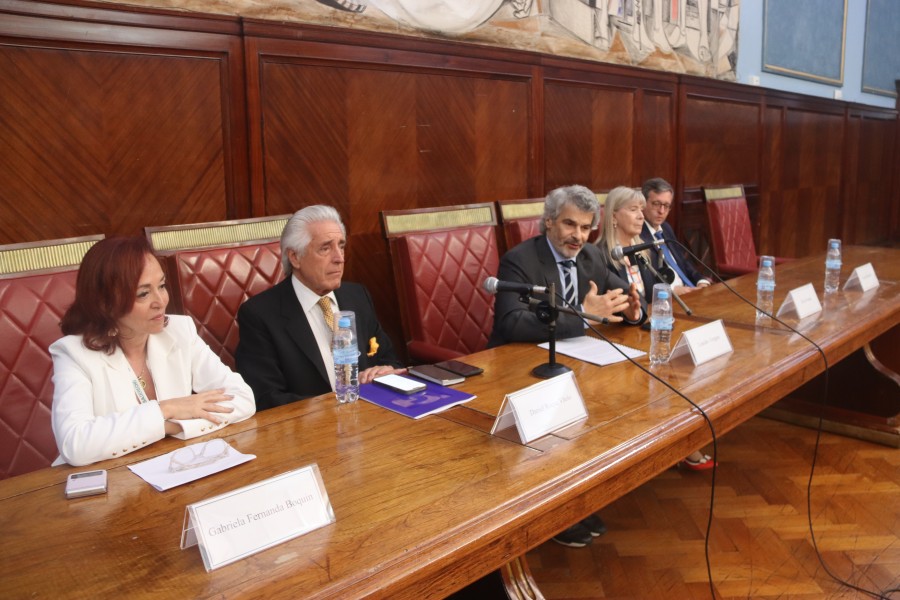 Grabiela Fernanda Boquín, Daniel Roque Vítolo, Leandro Vergara, Silvia Nonna y Lucas Bettendorff