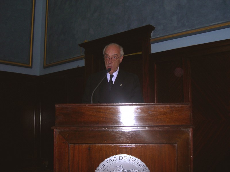 Atilio Alterini