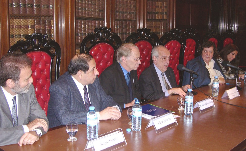 Presentación de libro “Cuestiones Actuales de Derecho Empresario” de Víctor Zamenfeld