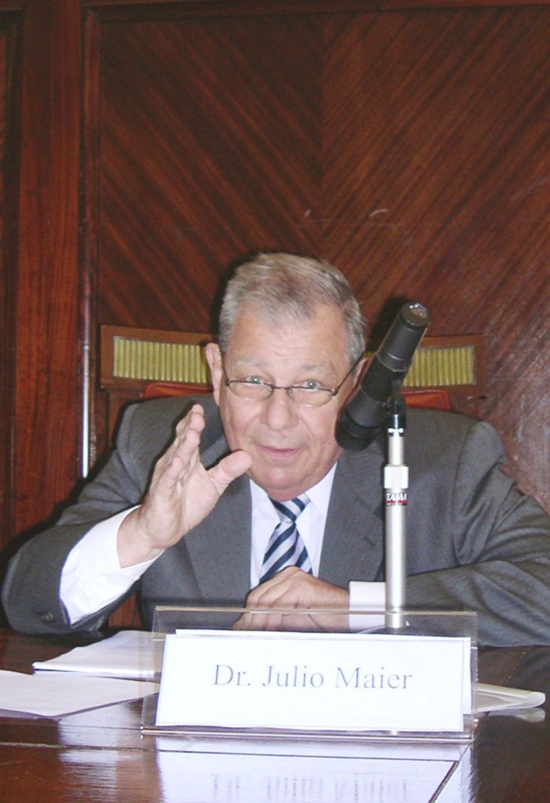 Julio Maier