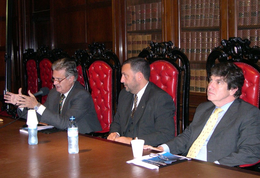 Juan M. Casella, Ricardo M. Sánchez y Juan V. Sola