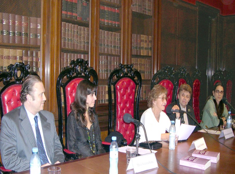 Andrés Gil Domínguez, María Victoria Famá, Cecilia Grosman, Aída Klemelmajer de Carlucci y Marisa Herrera