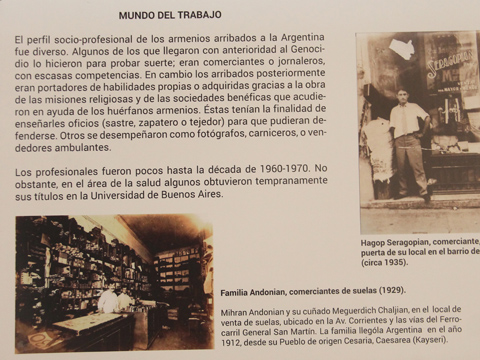 Muestra fotogrfica: 100 aos 100 historias